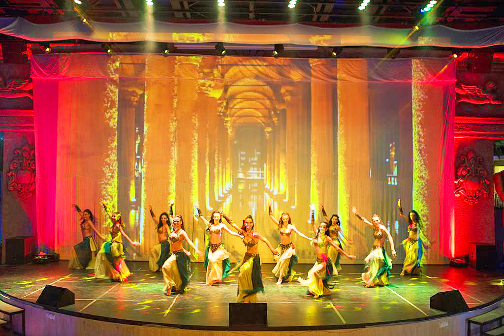 cheap resort hotels in Turkey to Spend holiday with family