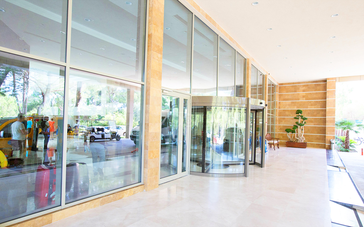 cheap resort hotels in Turkey to Spend holiday with family