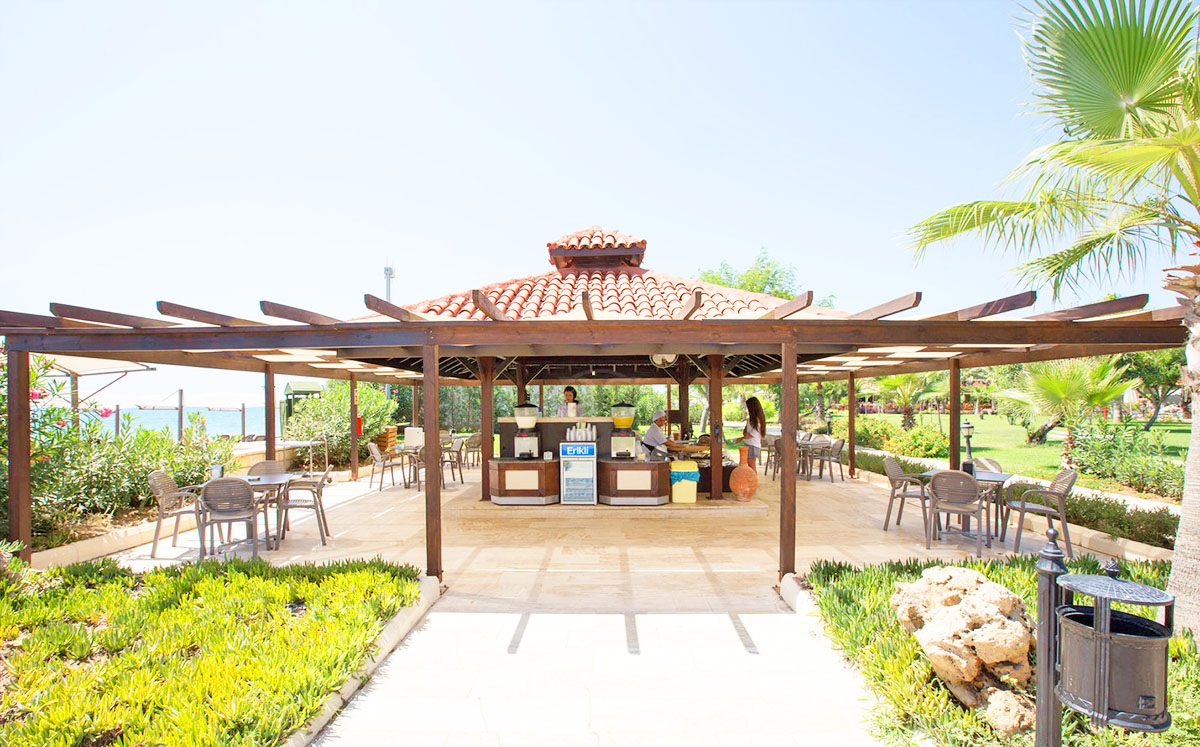 cheap resort hotels in Turkey to Spend holiday with family