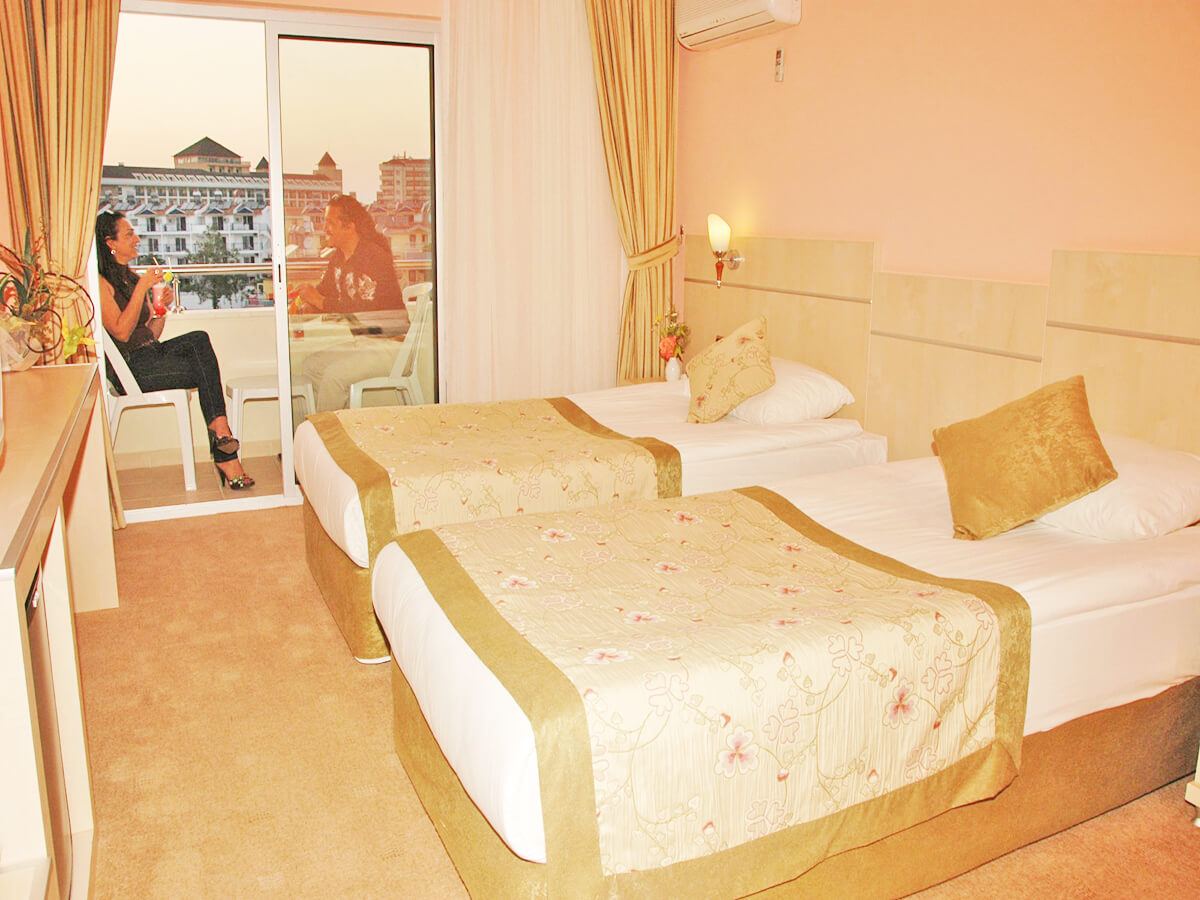 cheap resort hotels to Spend holiday with family