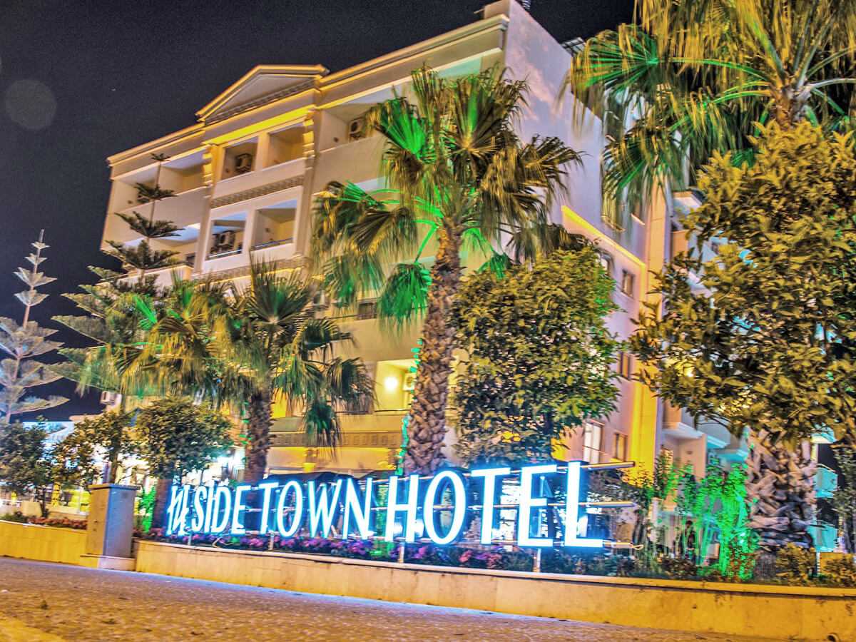 cheap resort hotels to Spend holiday with family