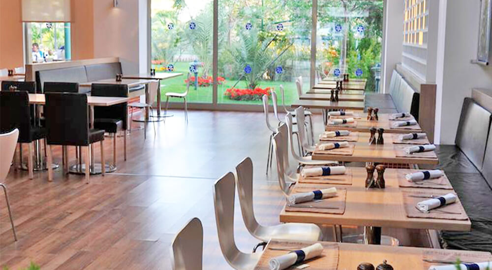 cheap resort hotels to Spend holiday with family