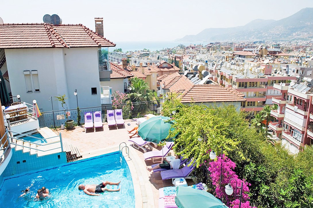 pool beds villa sonata antalya turkey