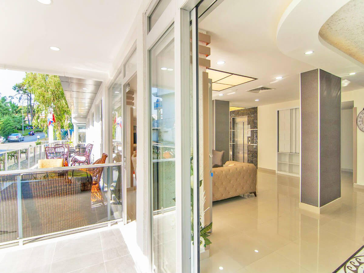 entrance kolibri hotel antalya turkey