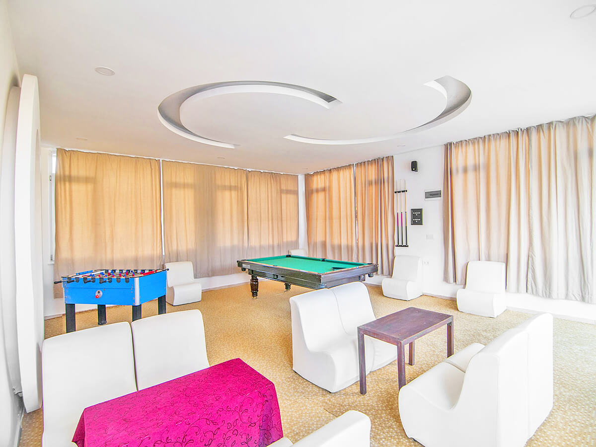 cheap resort hotels to Spend holiday with family