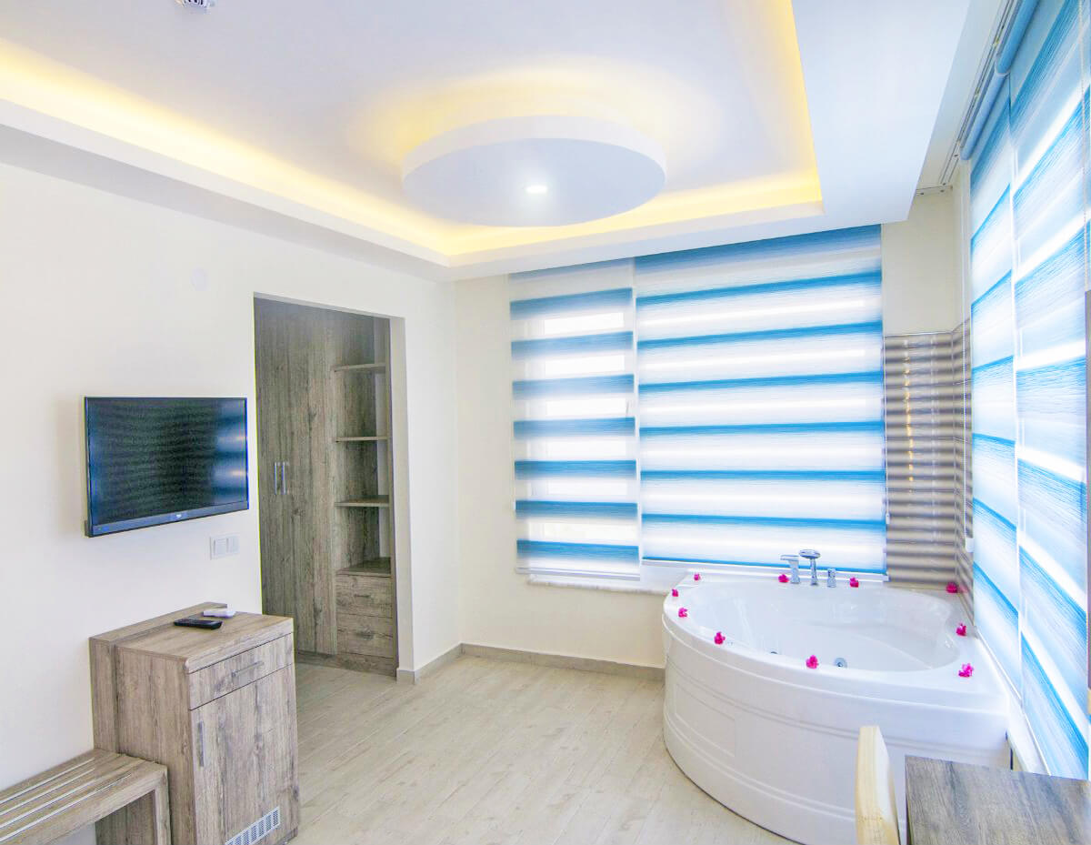 cheap resort hotels to Spend holiday with family