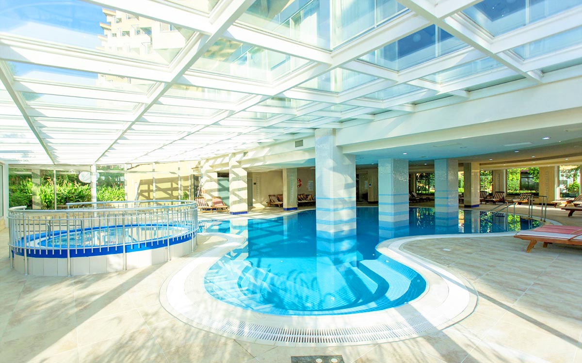 cheap resort hotels to Spend holiday with family