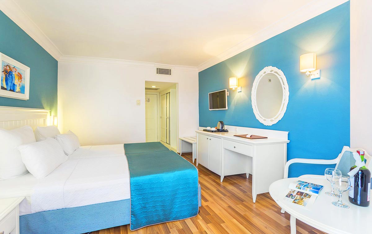 cheap resort hotels to Spend holiday with family