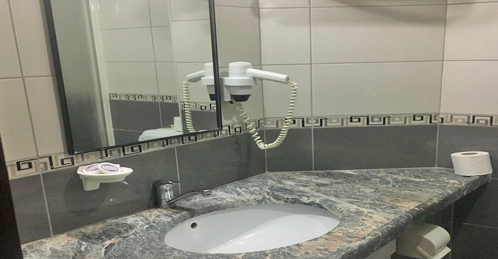 cheap resort hotels to Spend holiday with family