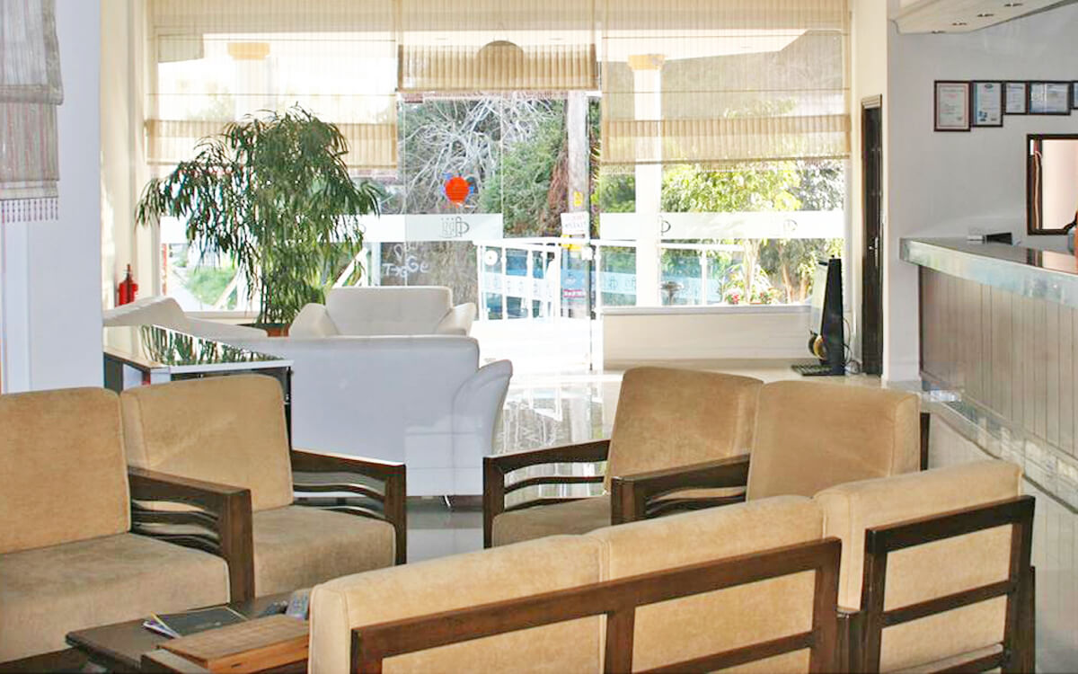 cheap resort hotels to Spend holiday with family