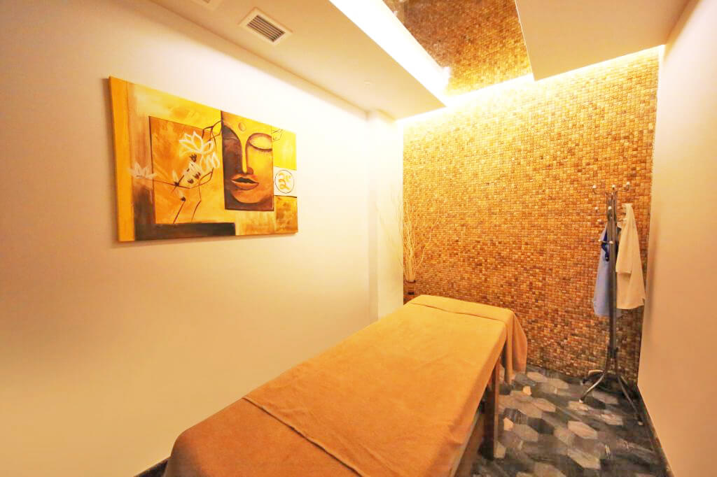 cheap resort hotels to Spend holiday with family