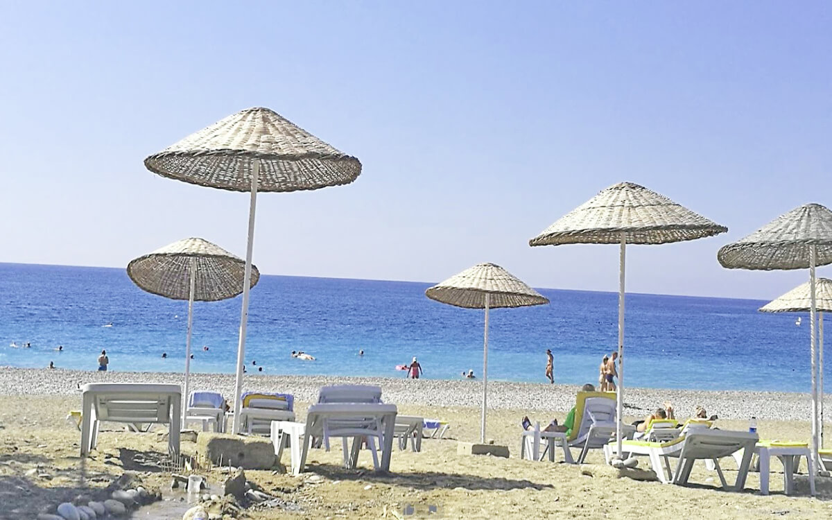 cheap resort hotels to Spend holiday with family