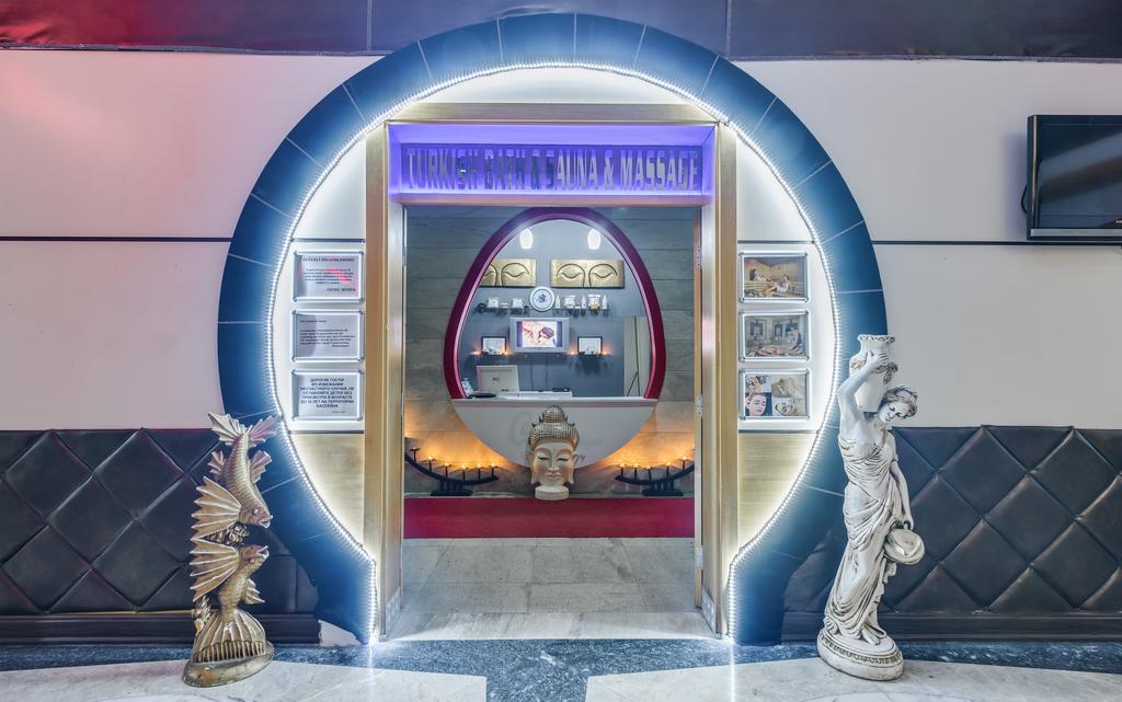 cheap resort hotels to Spend holiday with family