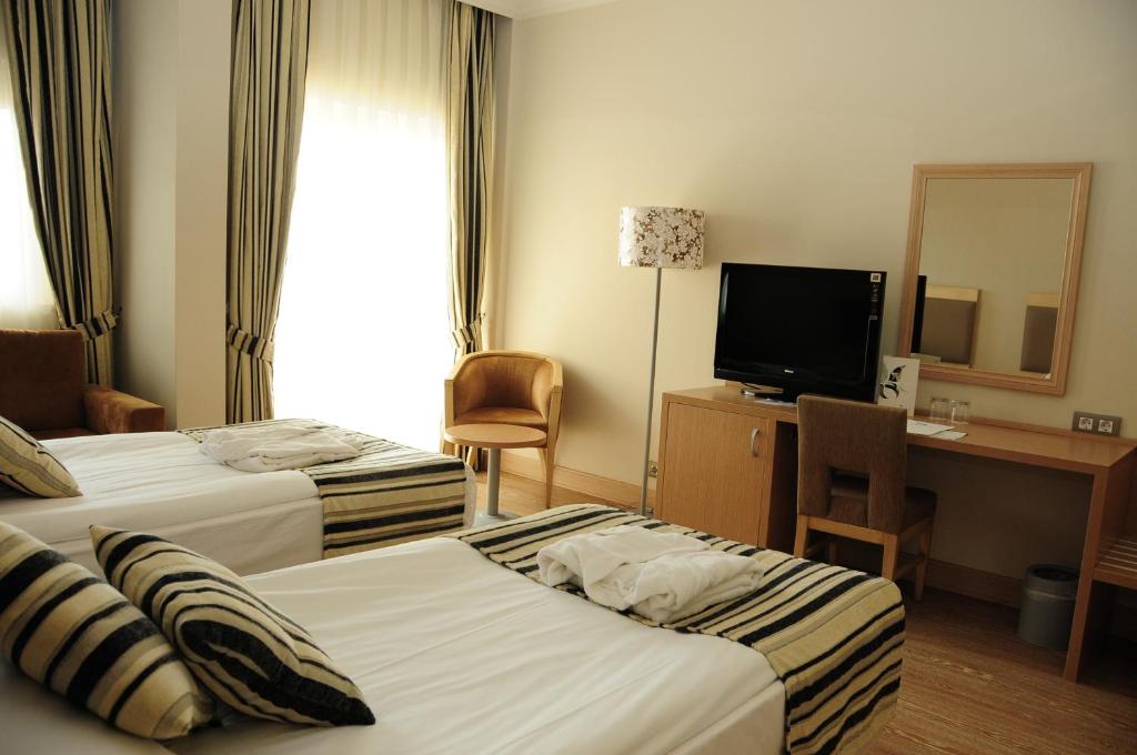 cheap resort hotels to Spend holiday with family