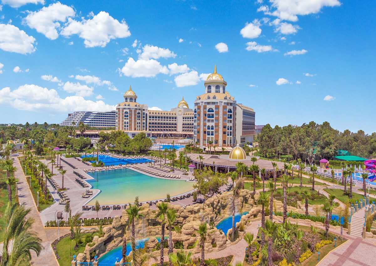 cheap resort hotels in Turkey to Spend holiday with family