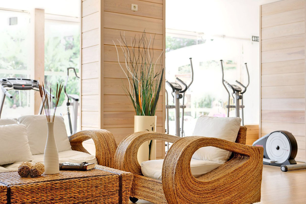 cheap resort hotels to Spend holiday with family