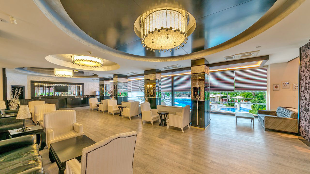 cheap resort hotels to Spend holiday with family