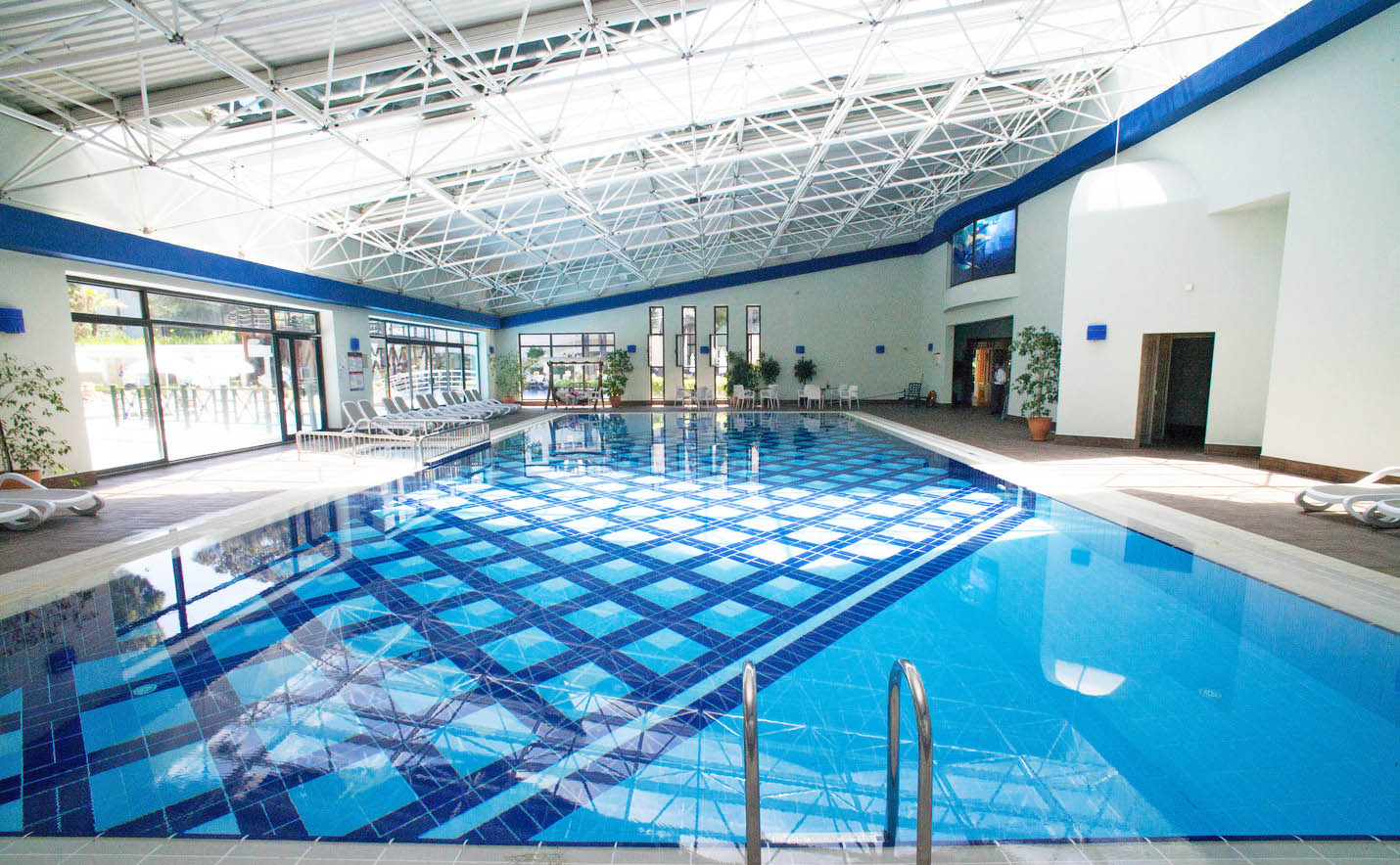 cheap resort hotels in Turkey to Spend holiday with family