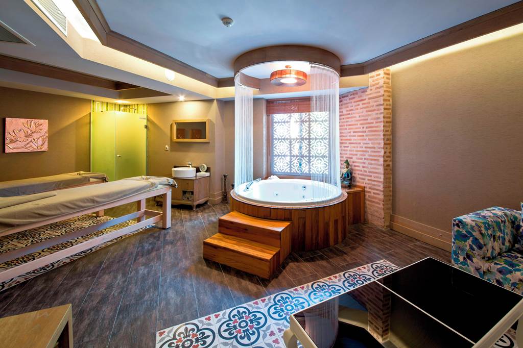 cheap resort hotels in Turkey to Spend holiday with family