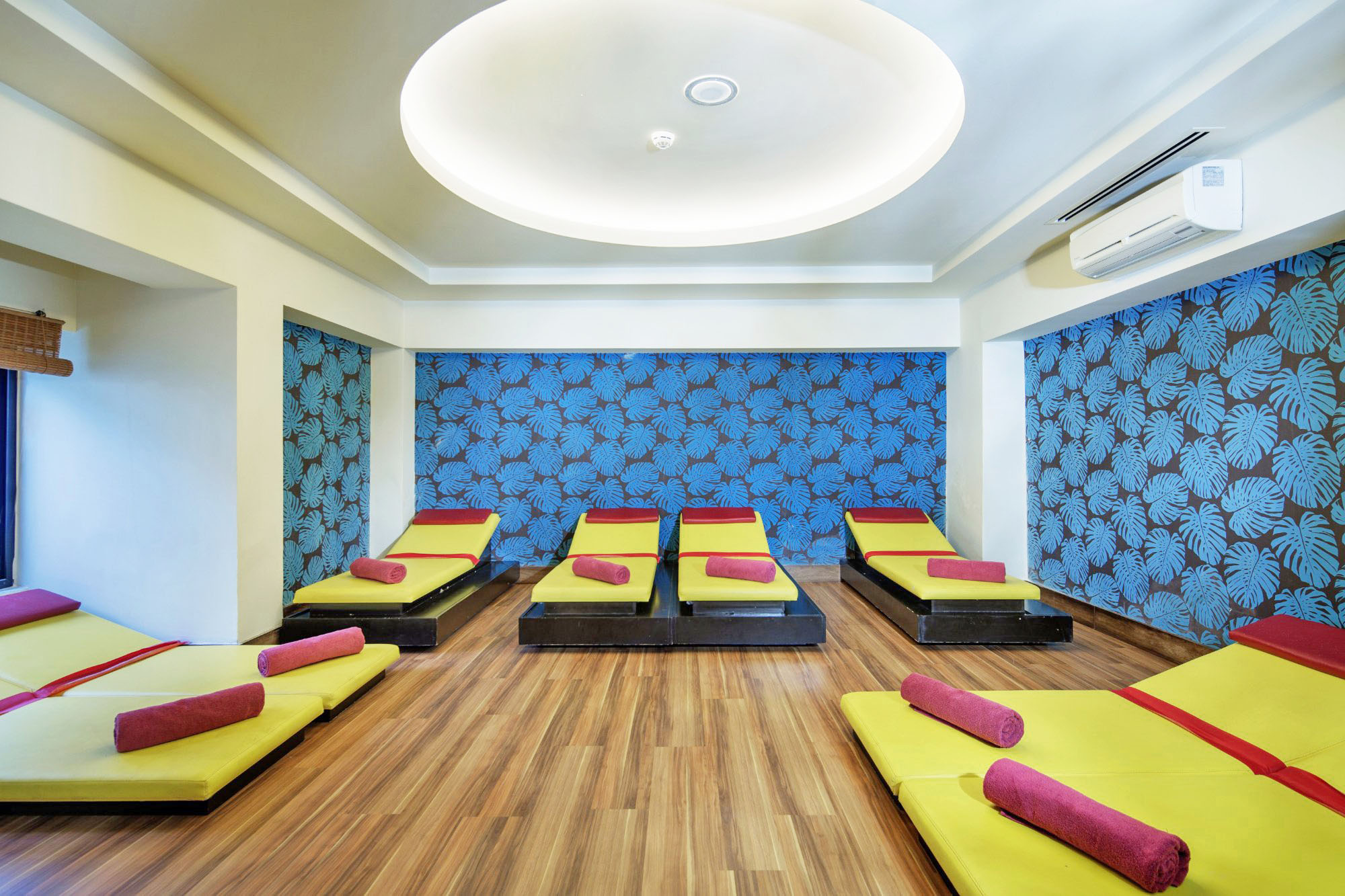 cheap resort hotels to Spend holiday with family