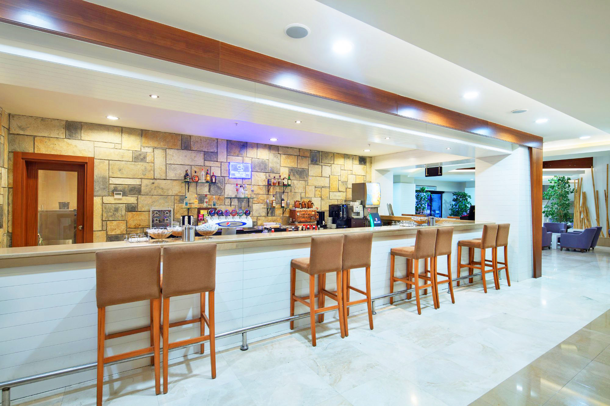 cheap resort hotels to Spend holiday with family