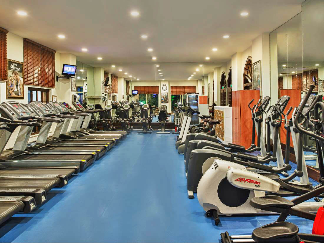 cheap resort hotels to Spend holiday with family