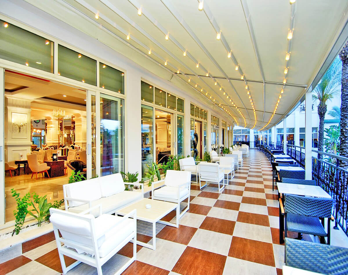 cheap resort hotels to Spend holiday with family