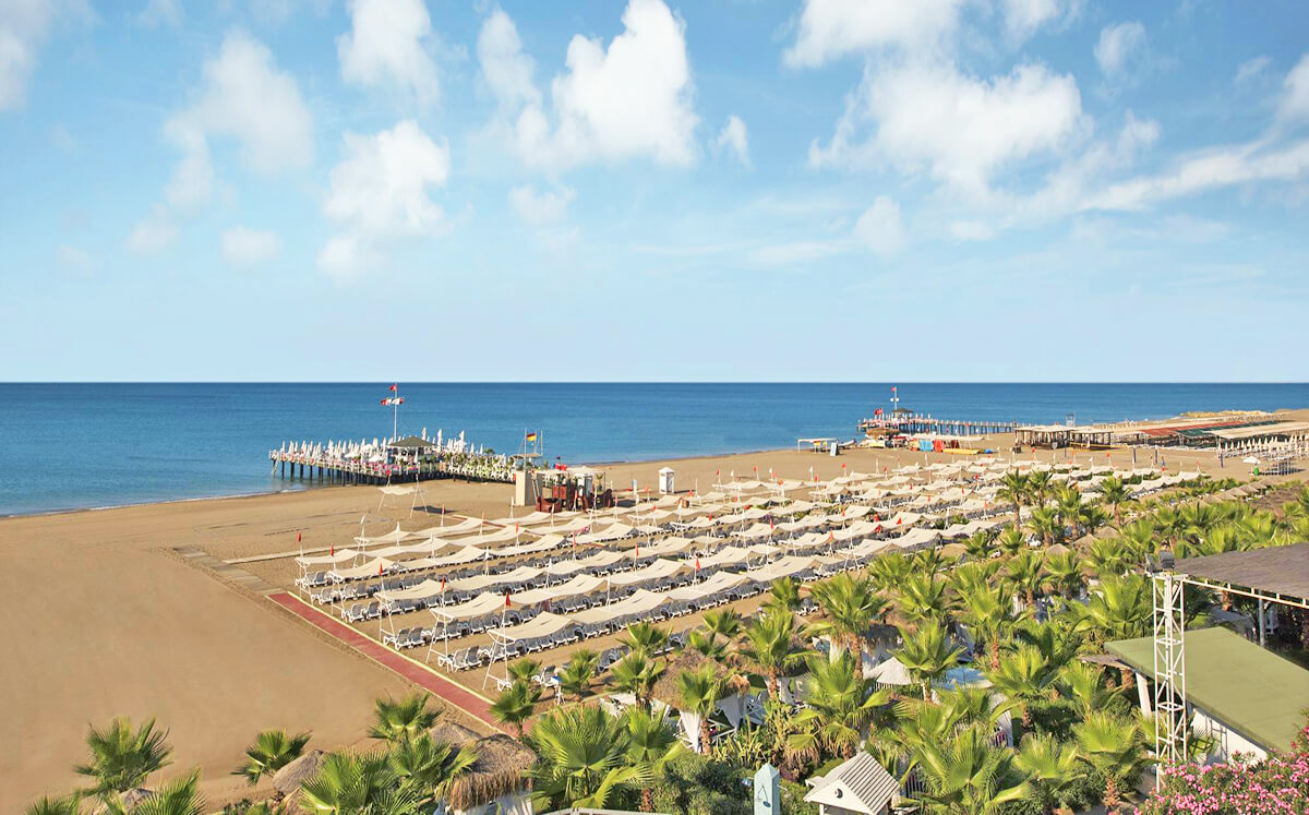 cheap resort hotels to Spend holiday with family