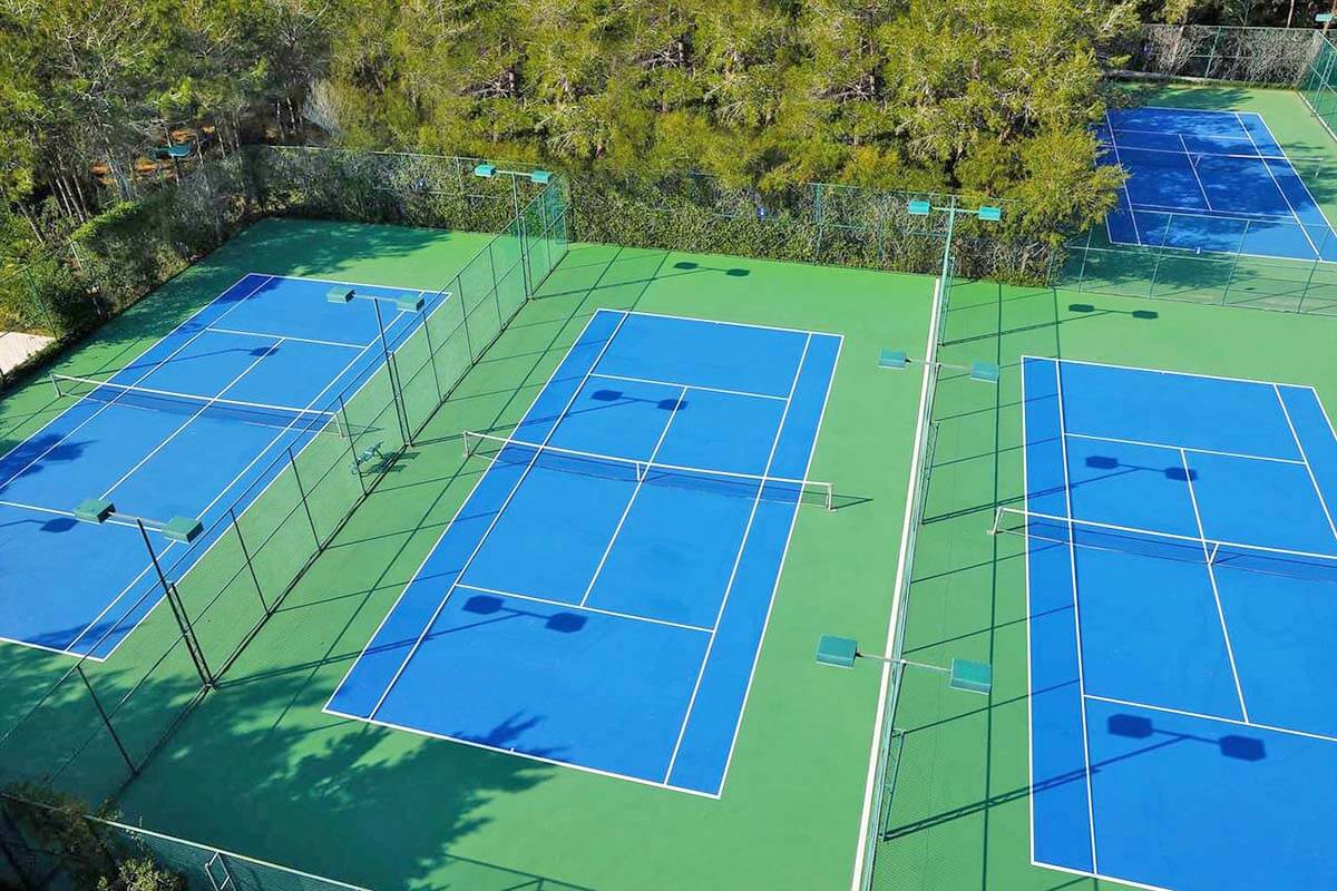 cheap resort hotels to Spend holiday with family