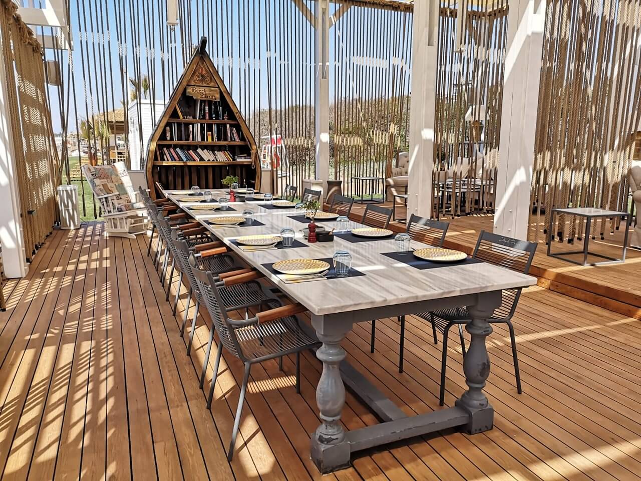 cheap resort hotels to Spend holiday with family