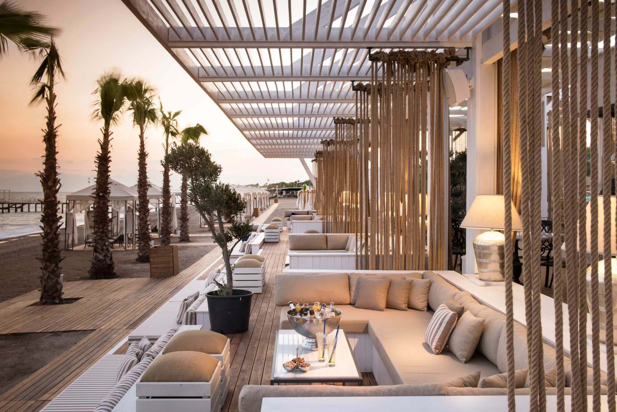 cheap resort hotels to Spend holiday with family