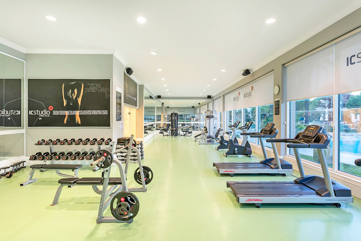 cheap resort hotels to Spend holiday with family