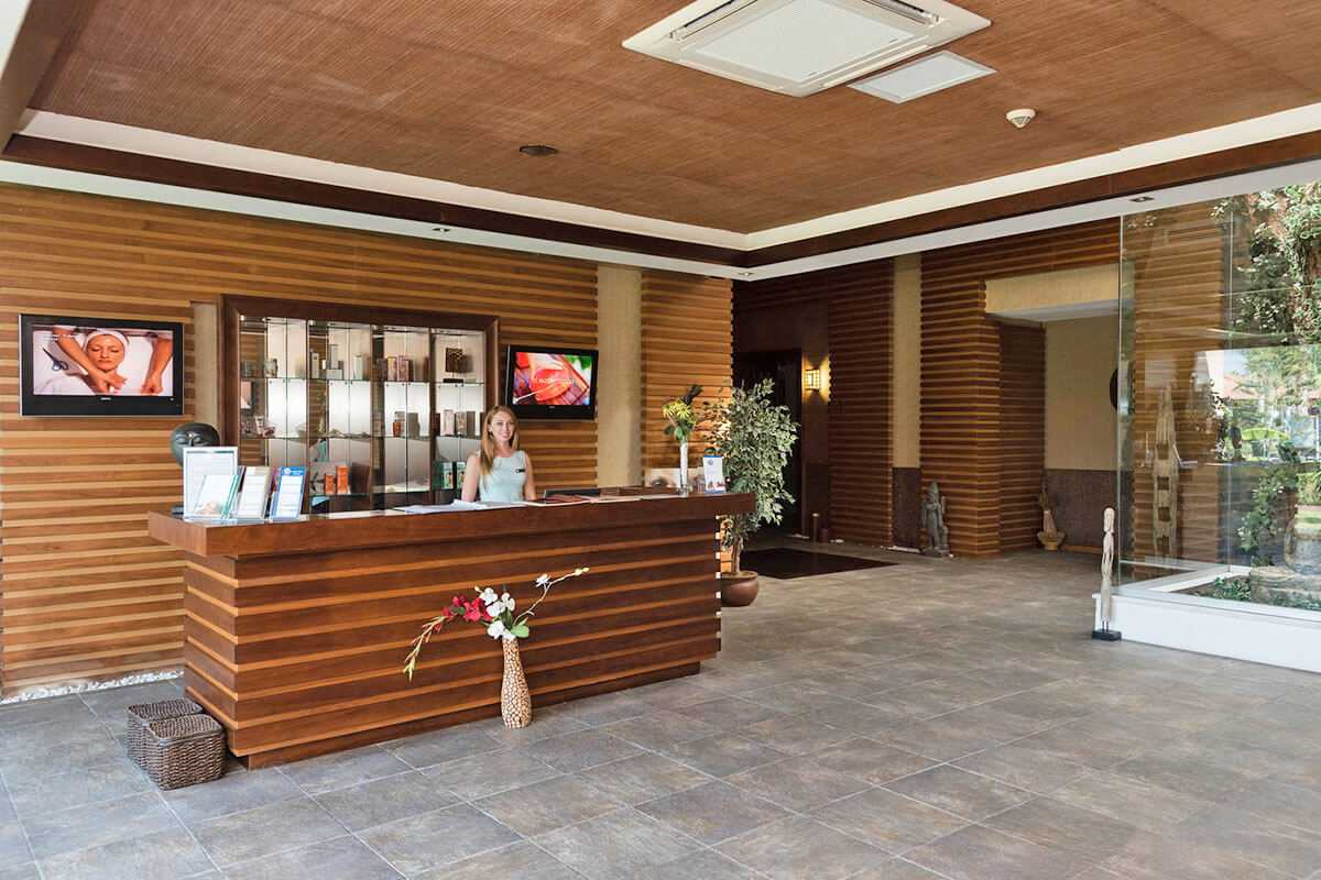 cheap resort hotels to Spend holiday with family