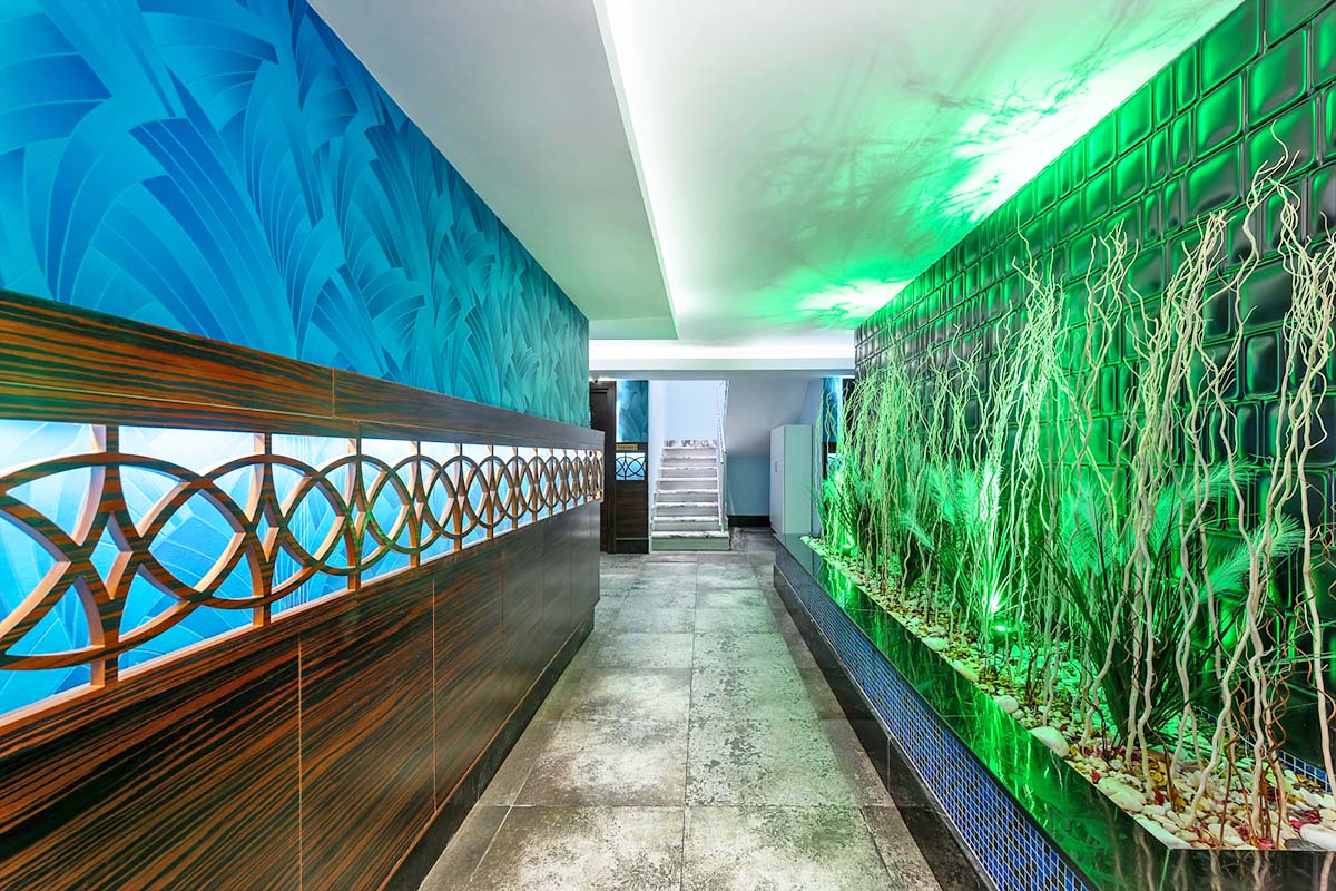 cheap resort hotels to Spend holiday with family