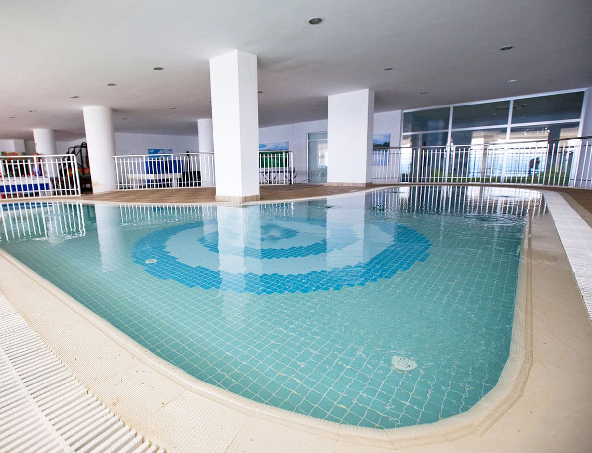 cheap resort hotels to Spend holiday with family