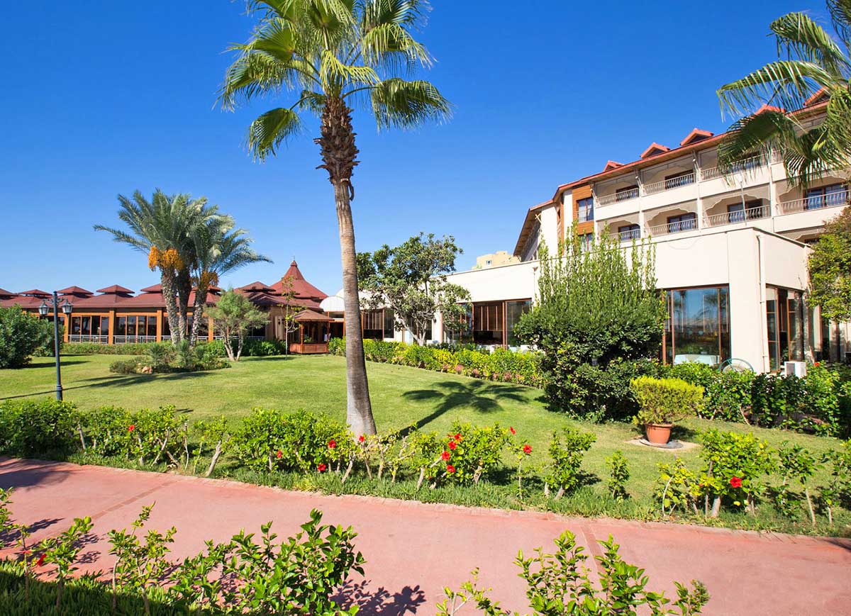 cheap resort hotels in Turkey to Spend holiday with family