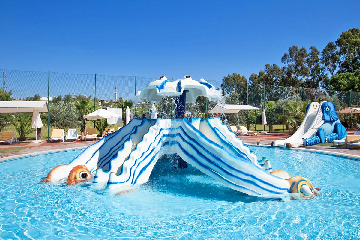 cheap resort hotels in Turkey to Spend holiday with family