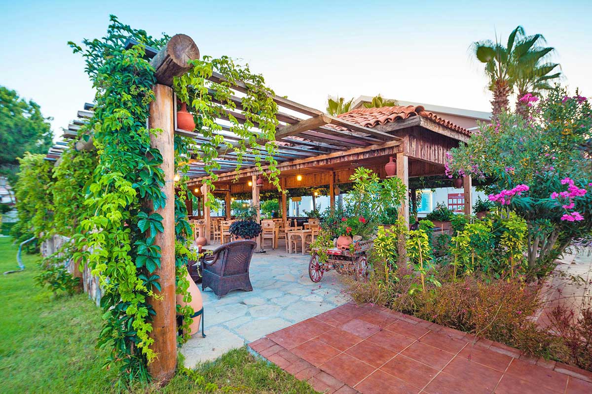 cheap resort hotels in Turkey to Spend holiday with family