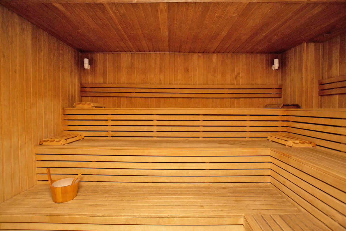 cheap resort hotels to Spend holiday with family