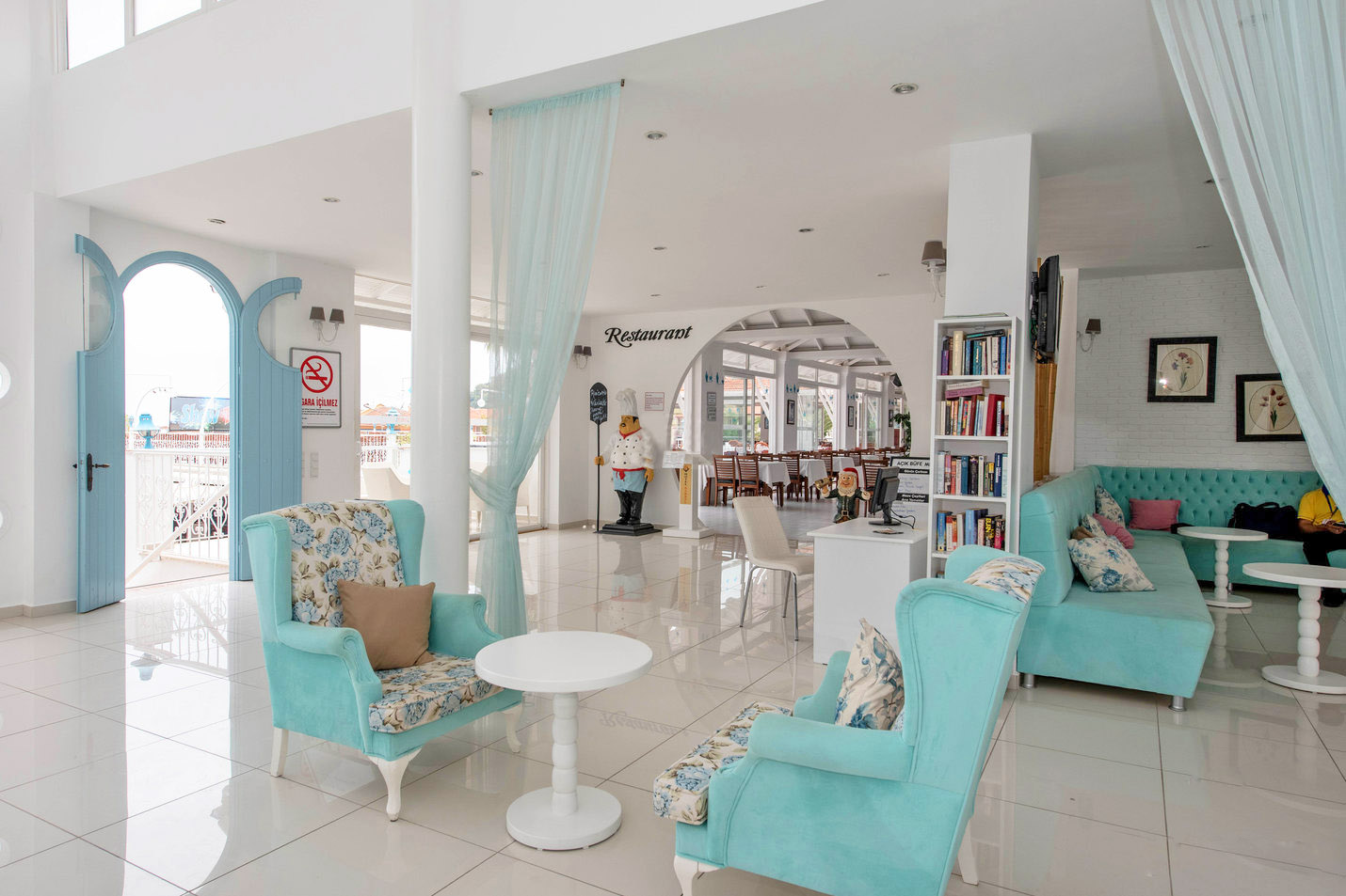 cheap resort hotels to Spend holiday with family