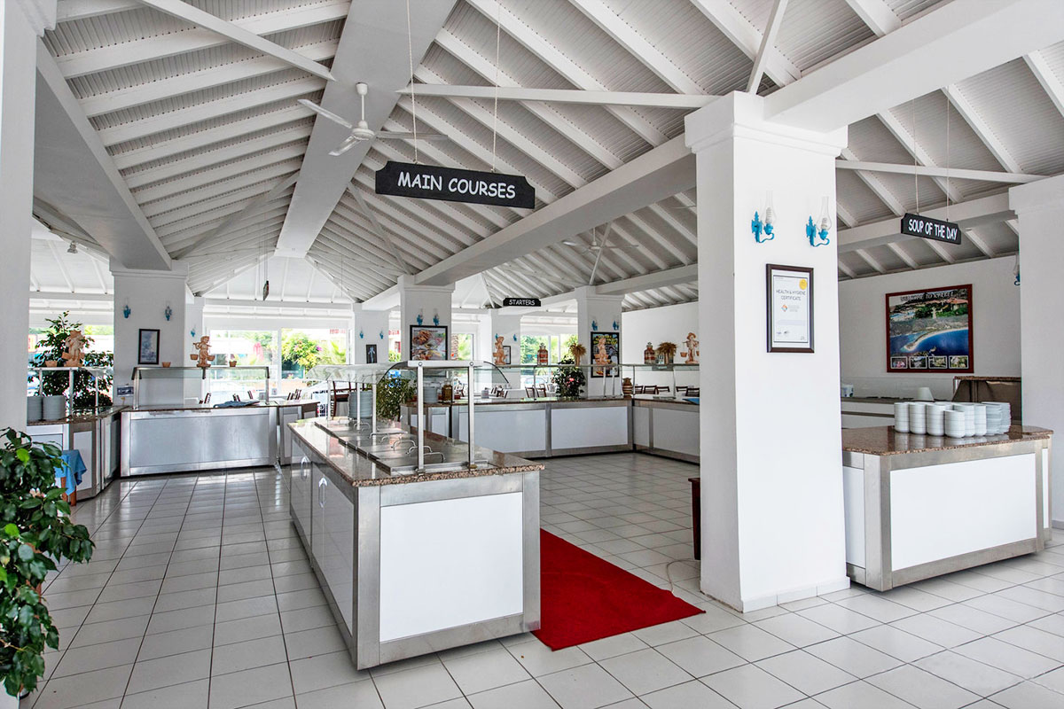 cheap resort hotels to Spend holiday with family