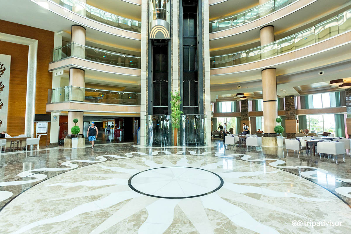 cheap resort hotels to Spend holiday with family