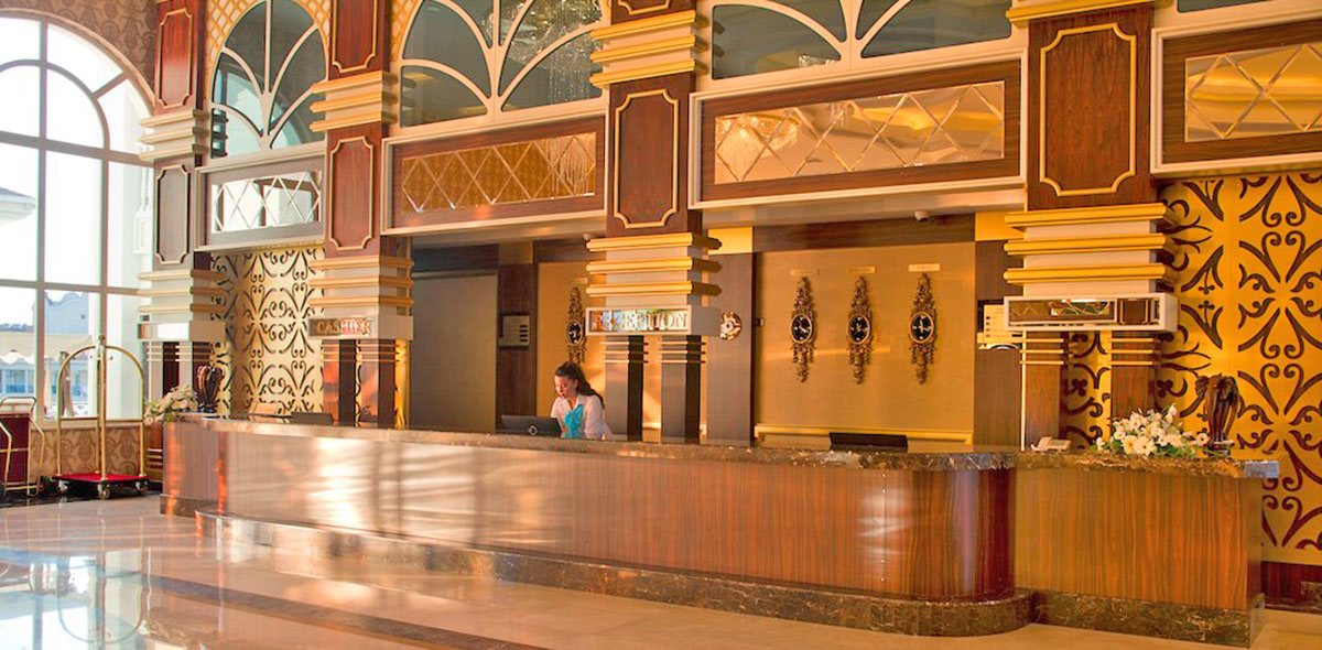 cheap resort hotels to Spend holiday with family