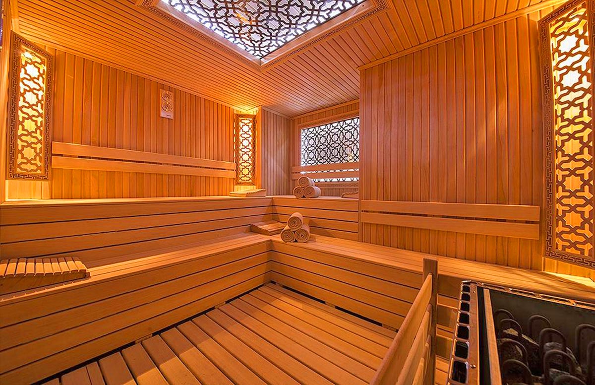 cheap resort hotels to Spend holiday with family