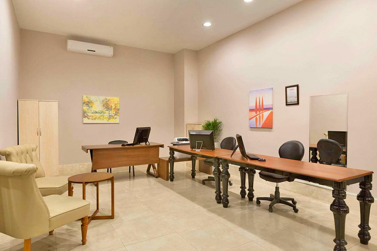 cheap resort hotels to Spend holiday with family