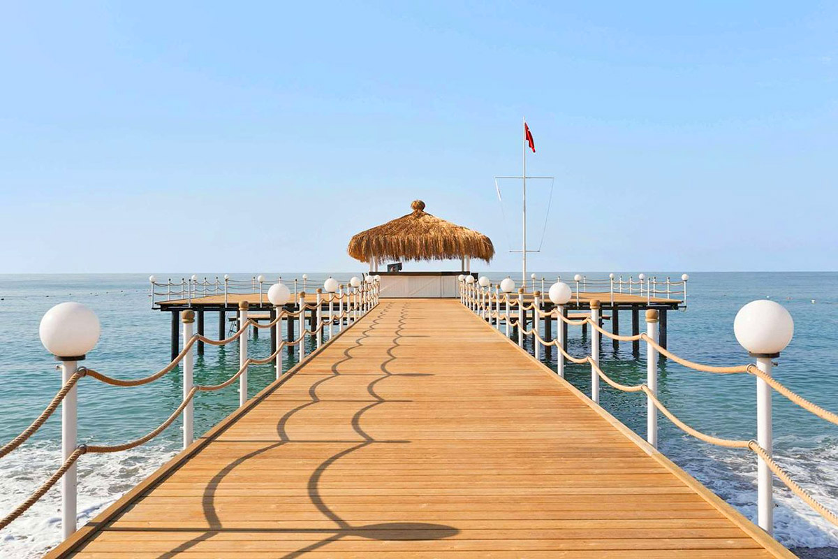 cheap resort hotels to Spend holiday with family