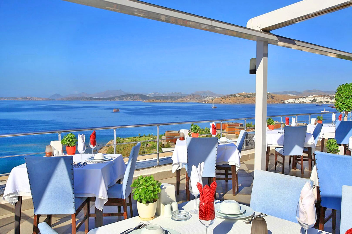 cheap resort hotels to Spend holiday with family