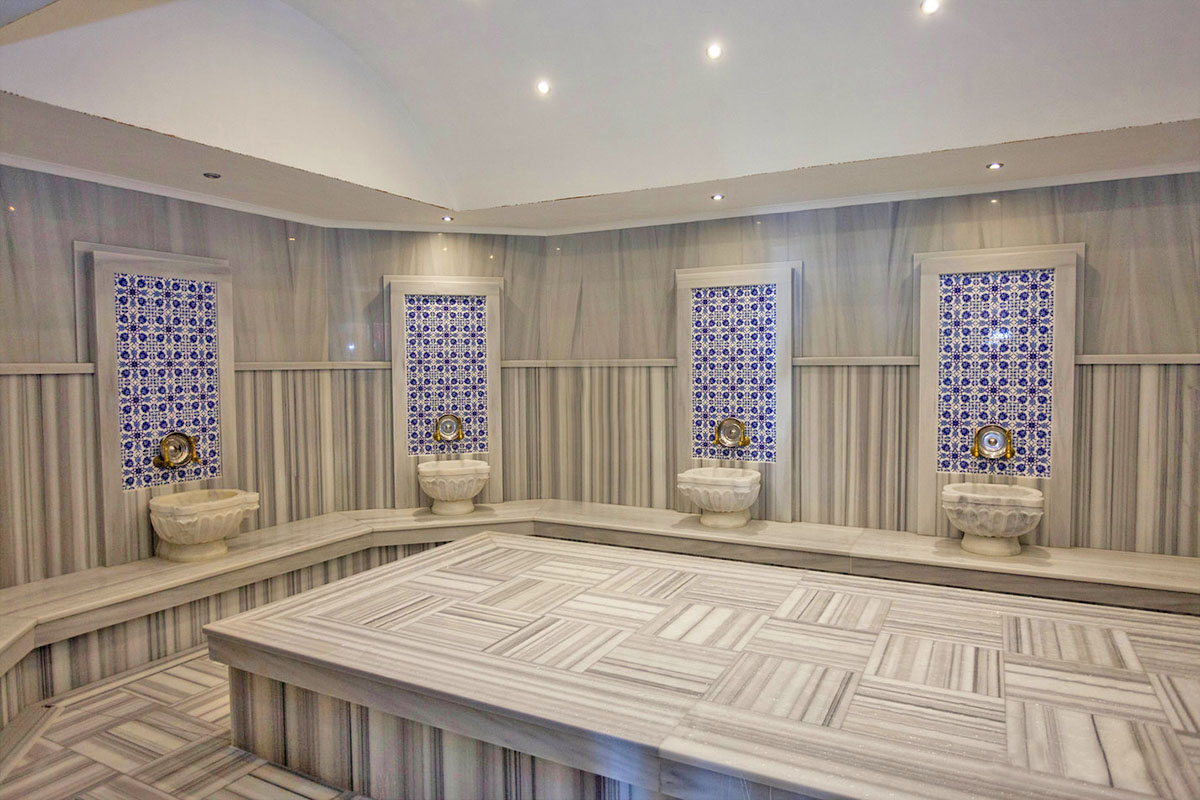 cheap resort hotels to Spend holiday with family