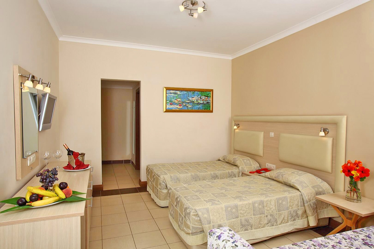 cheap resort hotels to Spend holiday with family