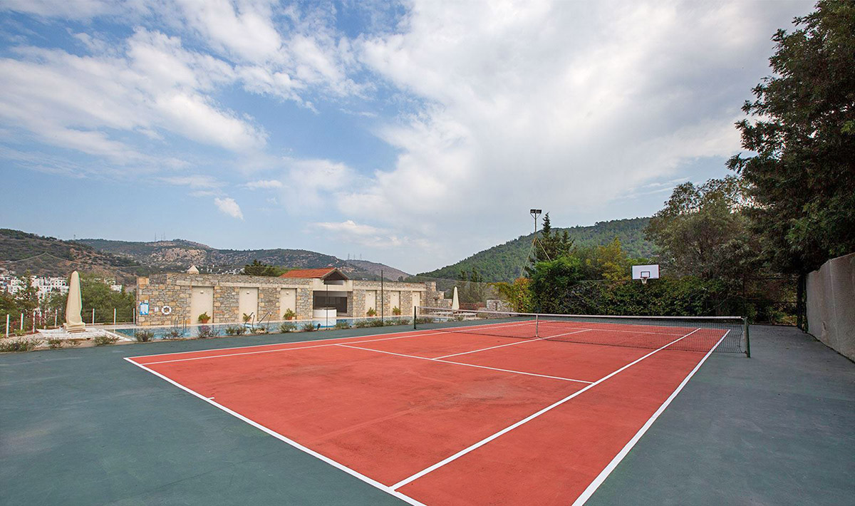 cheap resort hotels to Spend holiday with family